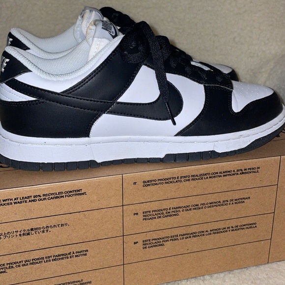 Women’s Nike Dunk Low Next Nature - Picture 4 of 5